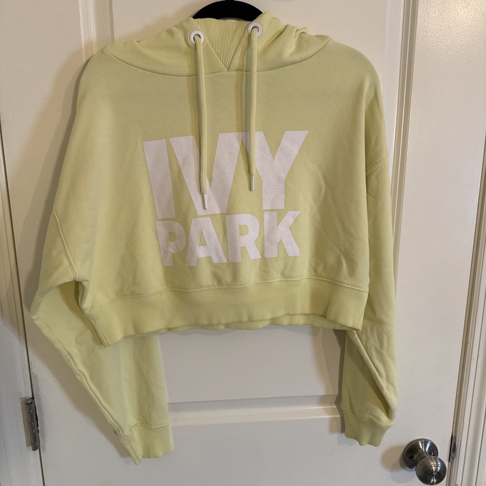 Ivy Park Cropped Oversized Hoodie Sweatshirt Sz S Pale Yellow Logo